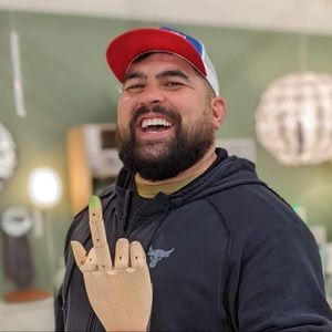 Meet your Posher, Brandon